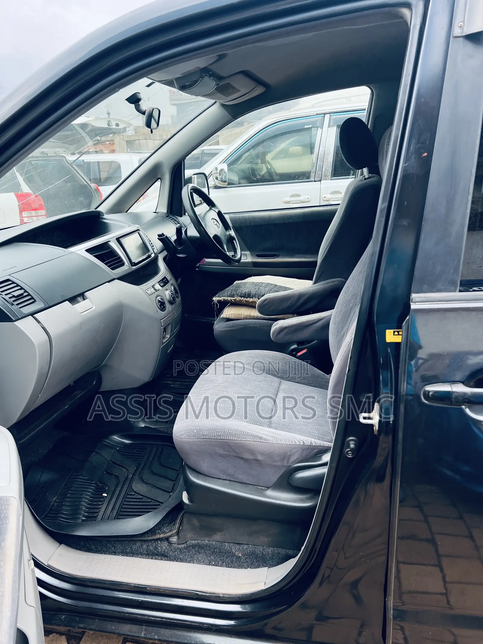Toyota Noah 2008 Black