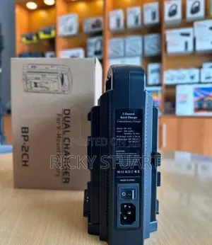 Dual Charger for v-Mount Battery