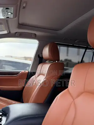 Lexus LX 570 AWD 2018 Gray