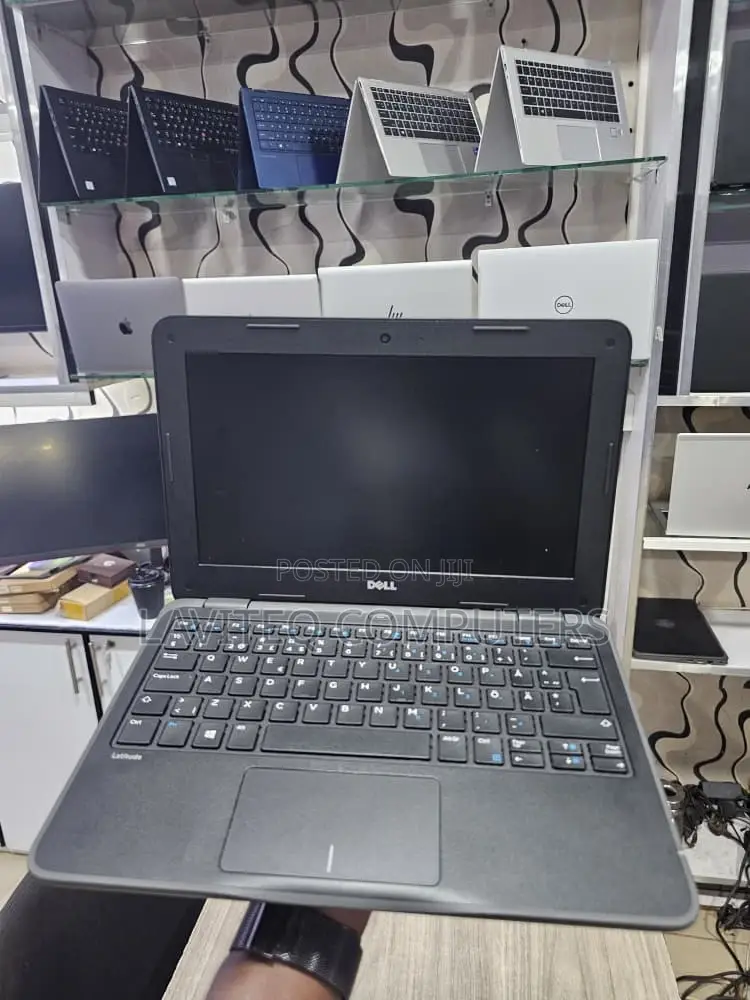 Laptop Dell Latitude 3189 4GB Intel Celeron SSD 128GB