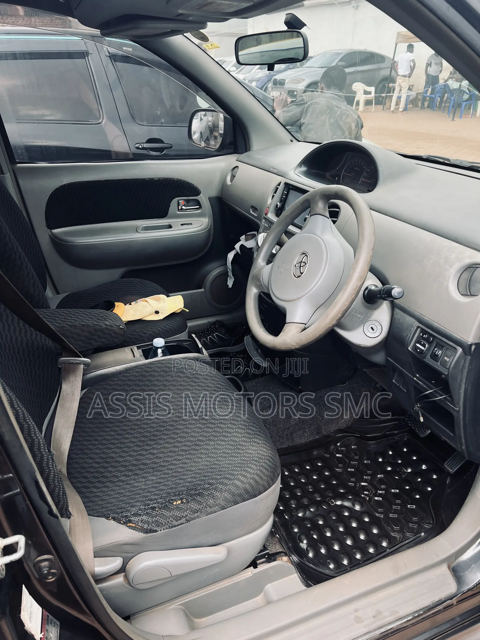 Toyota Sienta 2008 Gray