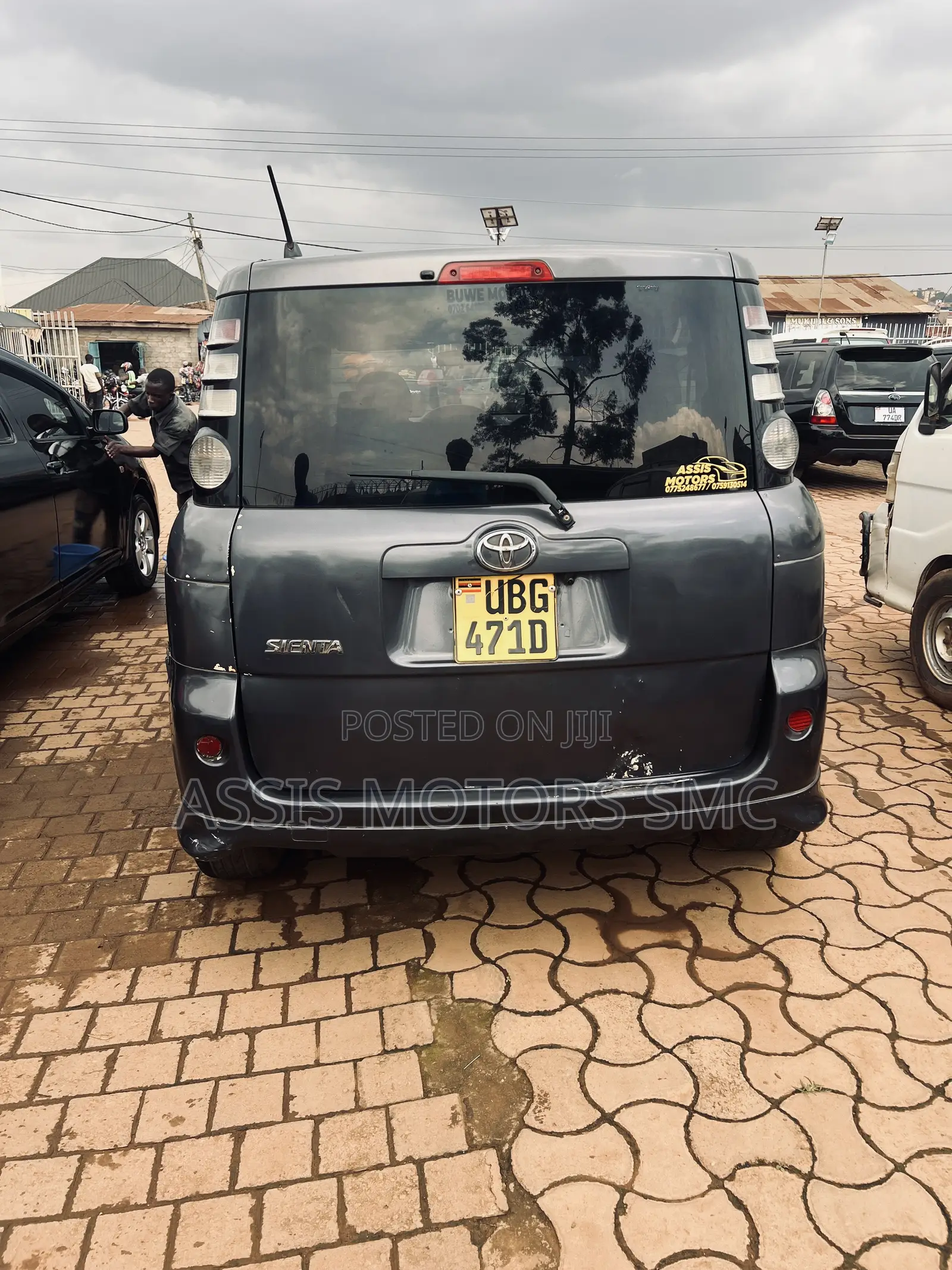 Toyota Sienta 2008 Gray