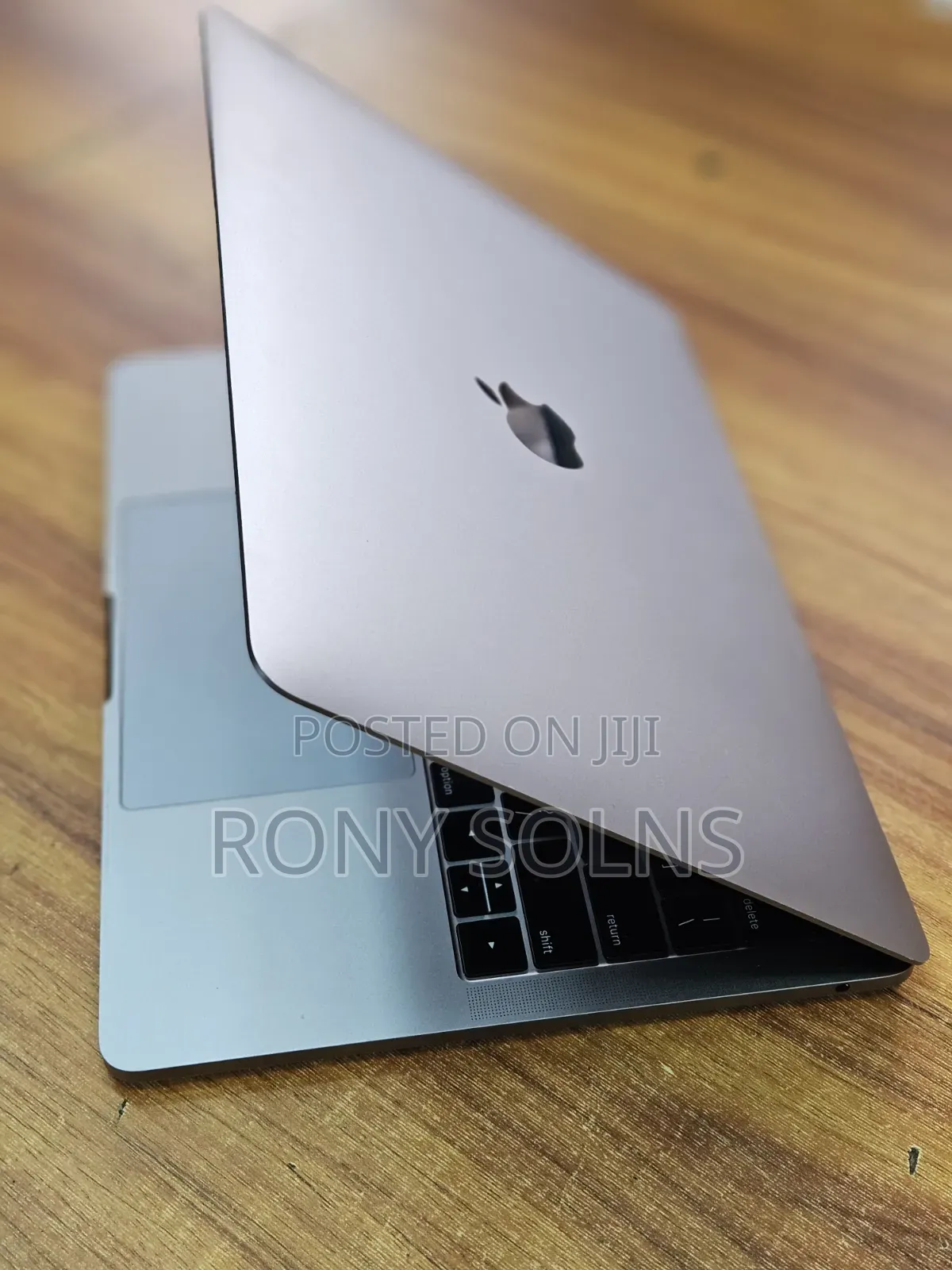 Laptop Apple MacBook Pro 2017 16GB Intel Core i5 SSD 512GB