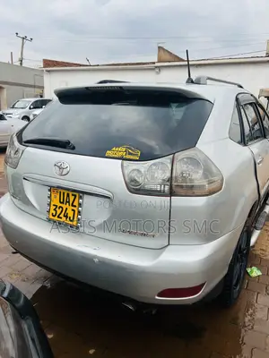 Toyota Harrier 2009 Silver