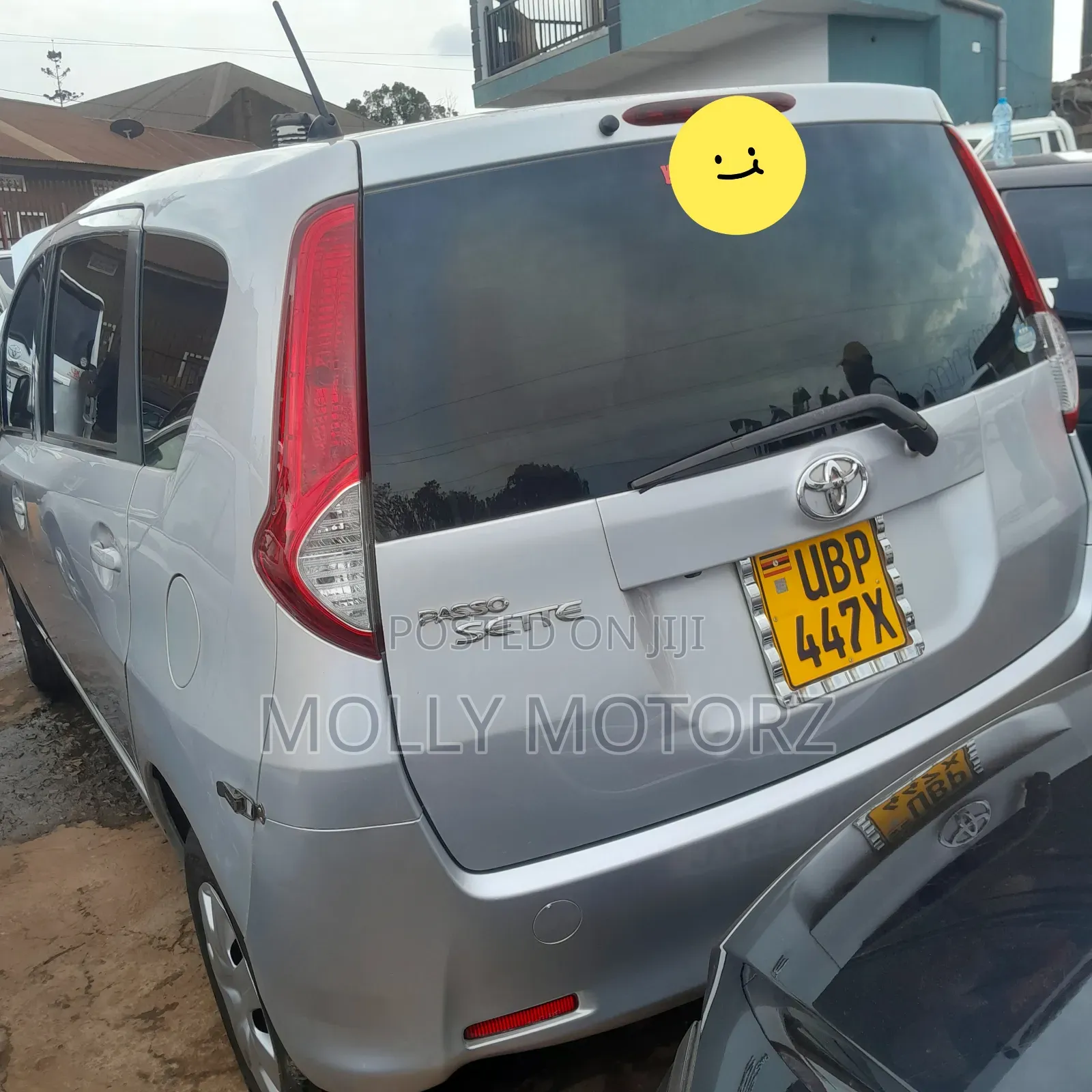 Toyota Passo Sette 2010 Silver
