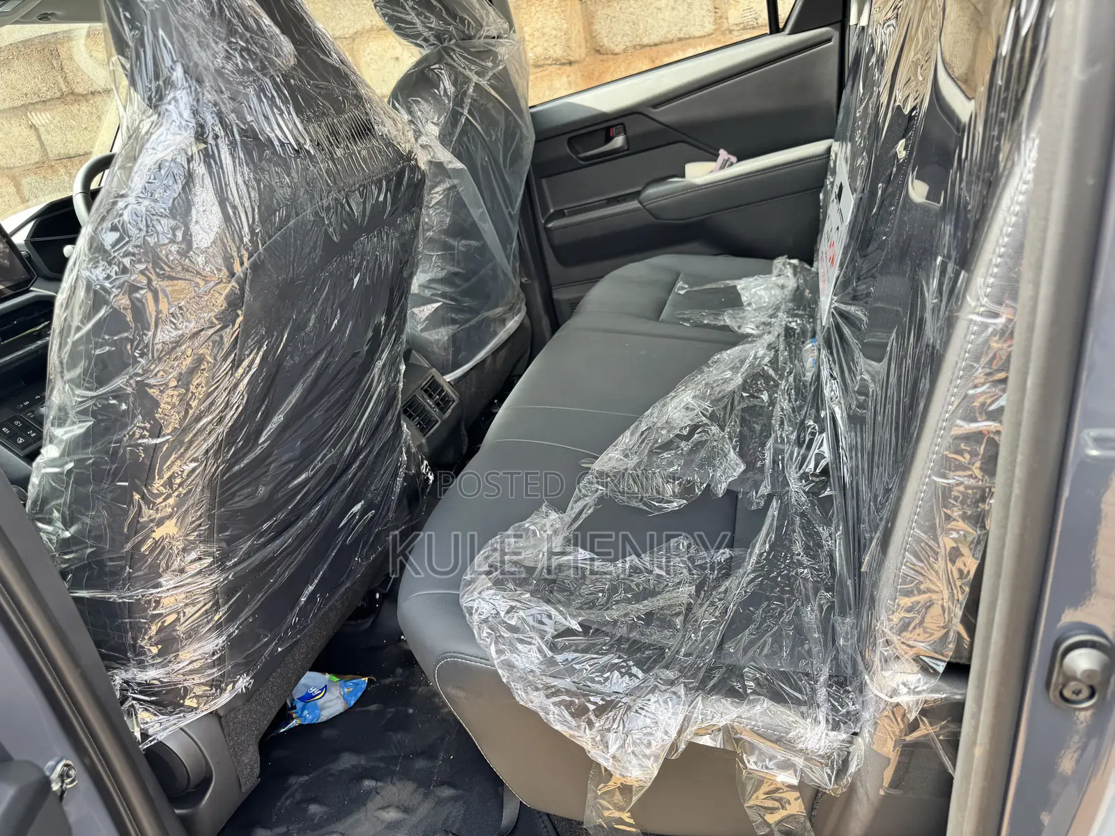 New Toyota Hilux 2025 Gray