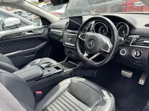 Mercedes-Benz GLE-Class GLE 350d 4MATIC 2018 White