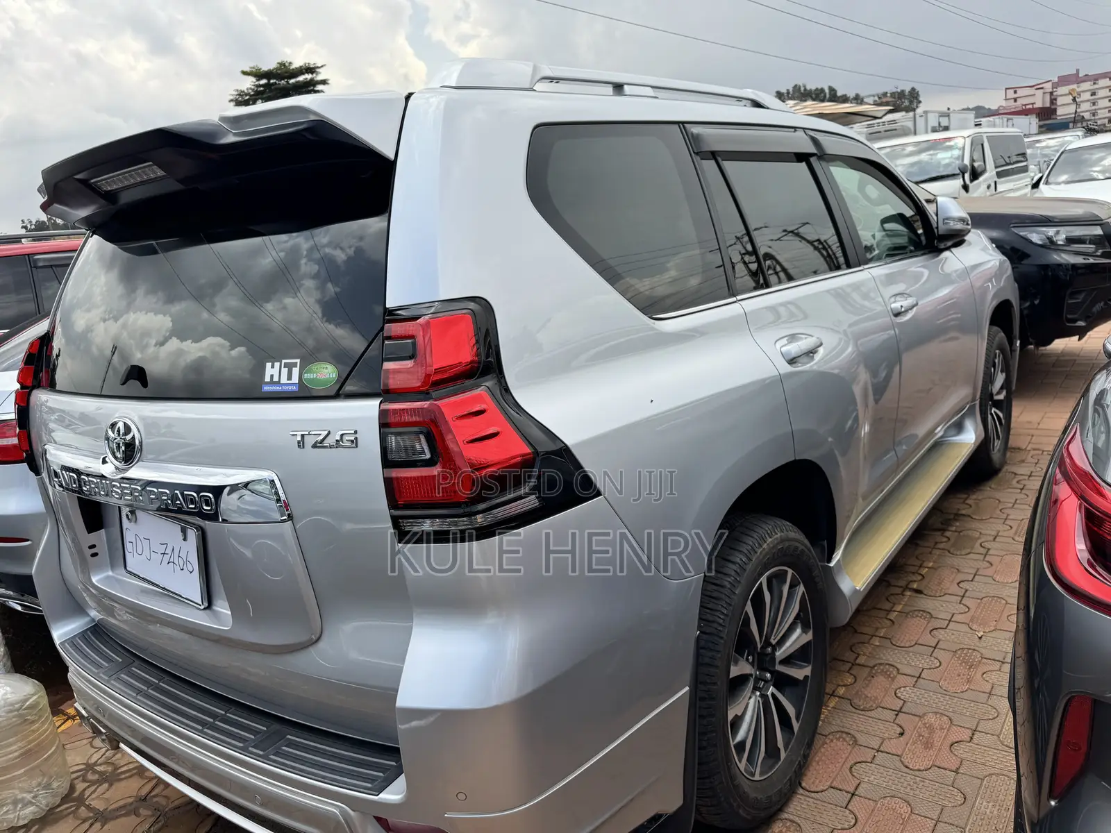 Toyota Land Cruiser Prado 2.8 2019 Silver