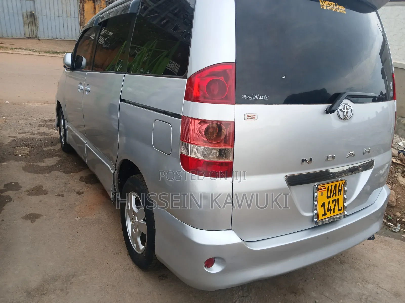 Toyota Noah 2005 Silver