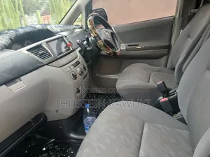 Toyota Noah 2005 Silver