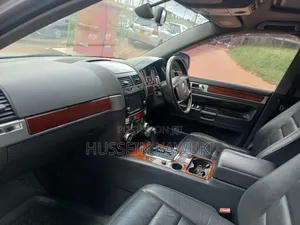 Volkswagen Touareg 2009 Silver