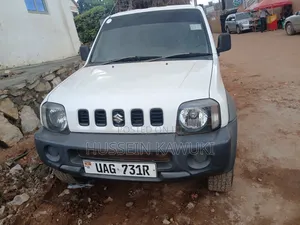Suzuki Jimny 2000 White