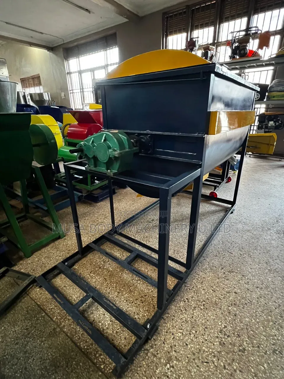 Animal Feeds Mixer