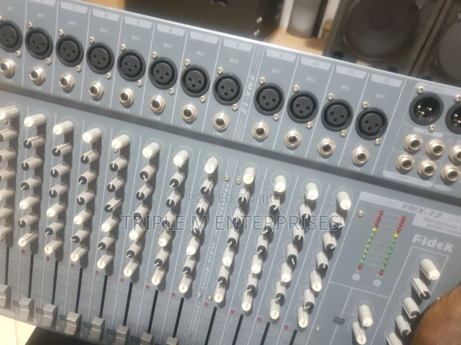 Fidek Music Mixer
