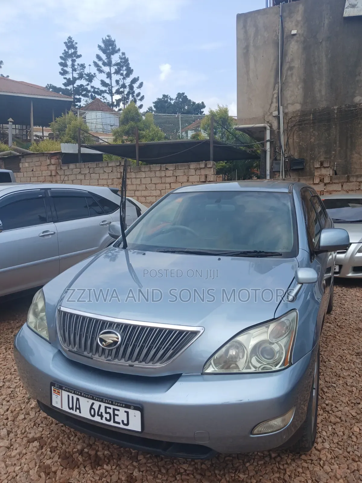 Toyota Harrier 2004 Blue