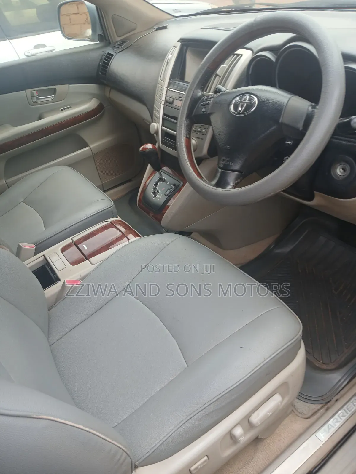 Toyota Harrier 2004 Blue