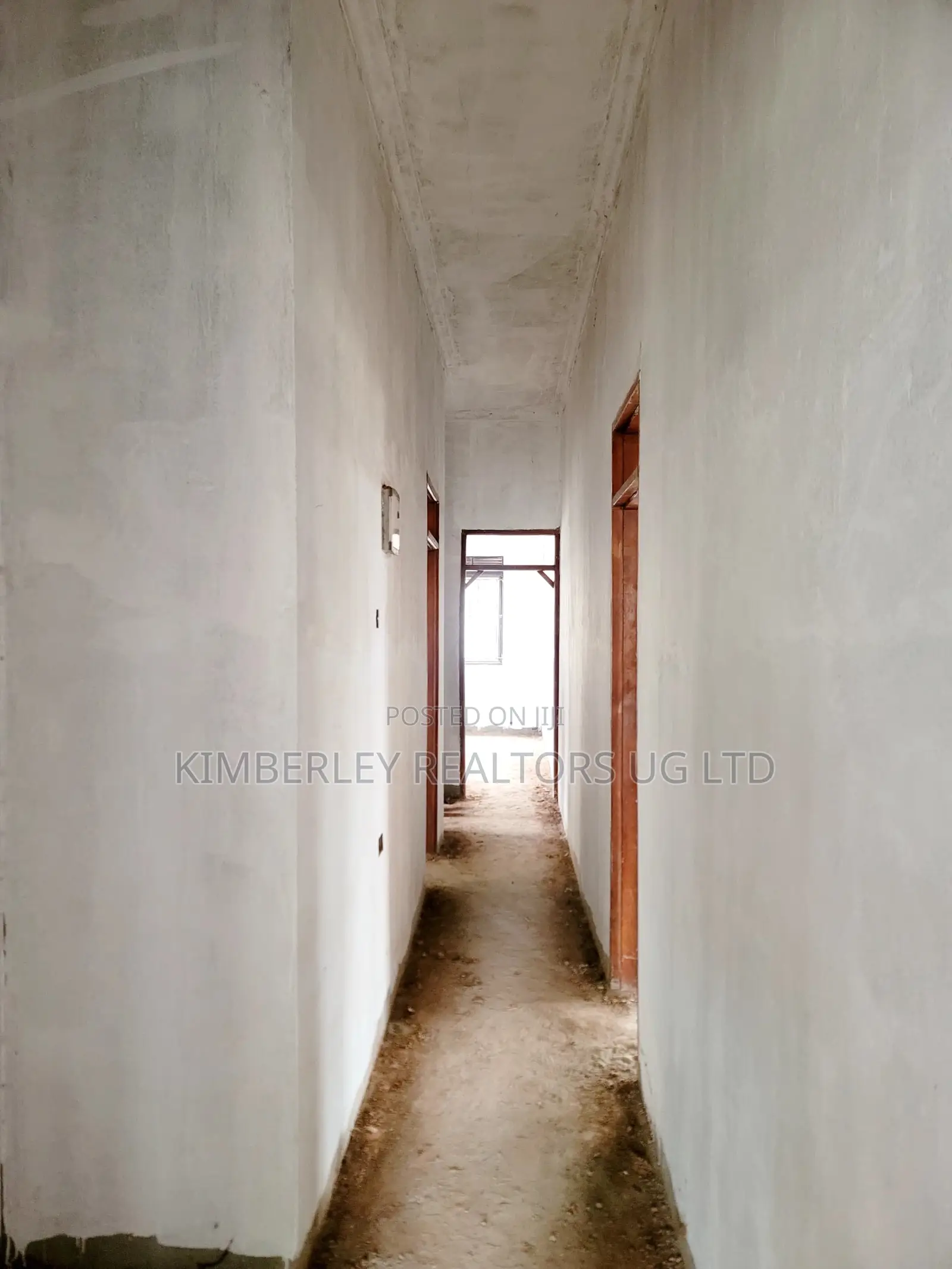 3bdrm House in Central Division for sale
