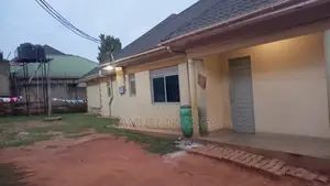 2bdrm House in Jomayi, Ssabagabo-Makindye for sale