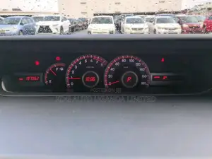 Toyota Noah 2011 Pearl