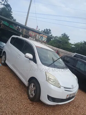 Toyota Passo 2018 White