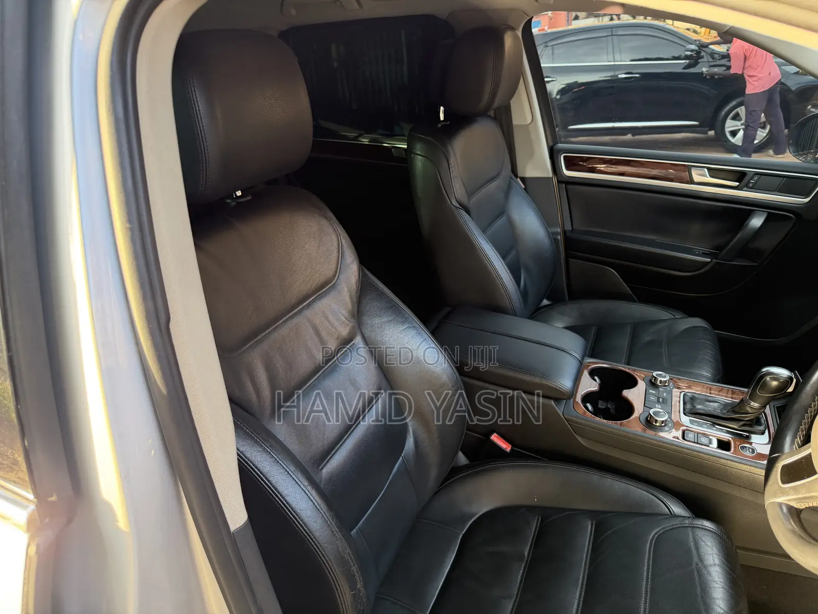 Volkswagen Touareg 2012 Silver