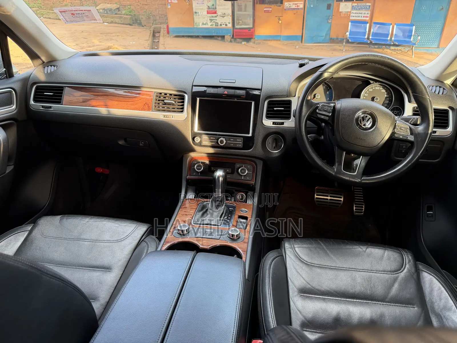 Volkswagen Touareg 2012 Silver