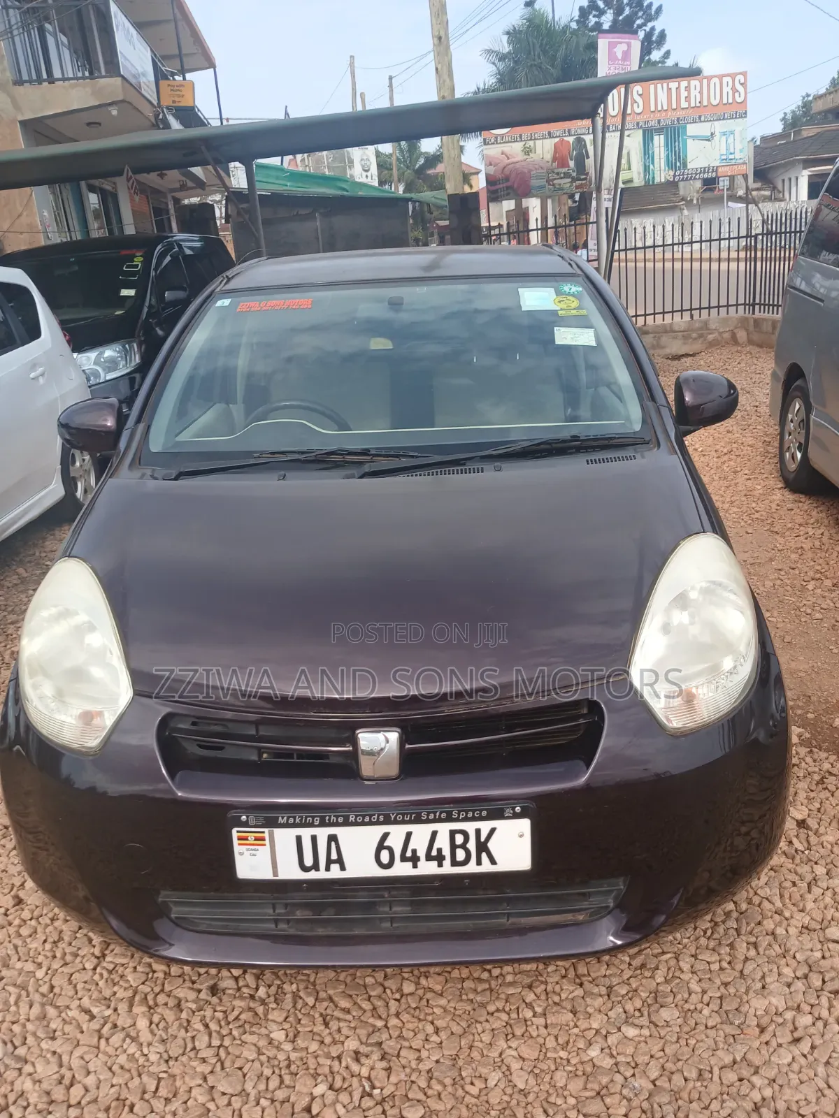 Toyota Passo 2015 Maroon