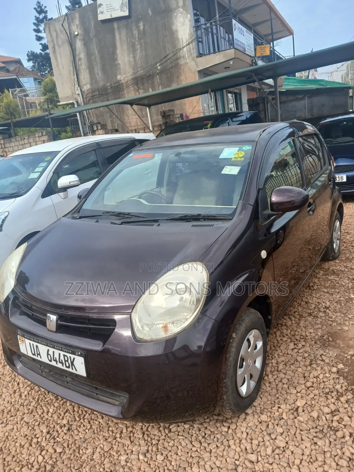 Toyota Passo 2015 Maroon