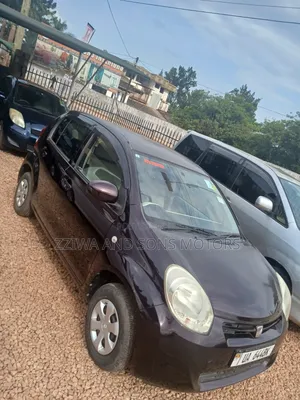 Toyota Passo 2015 Maroon