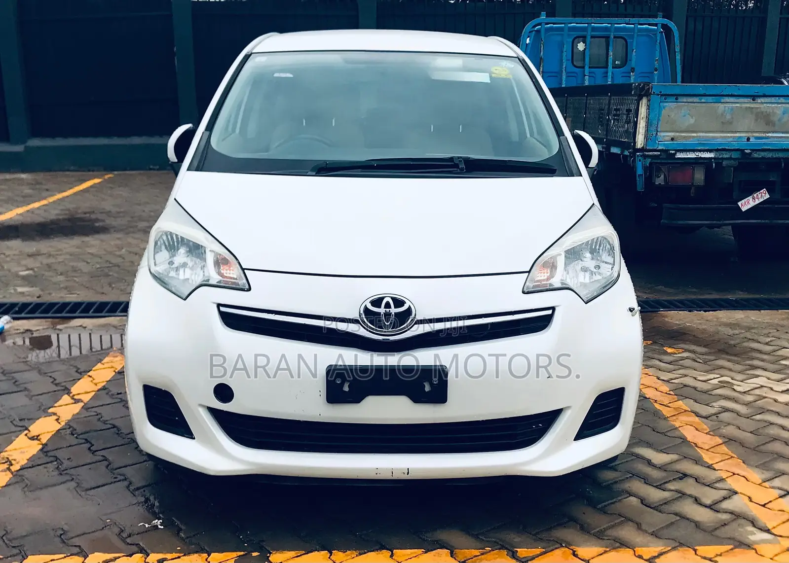 Toyota Ractis 1.5 AWD 2013 White