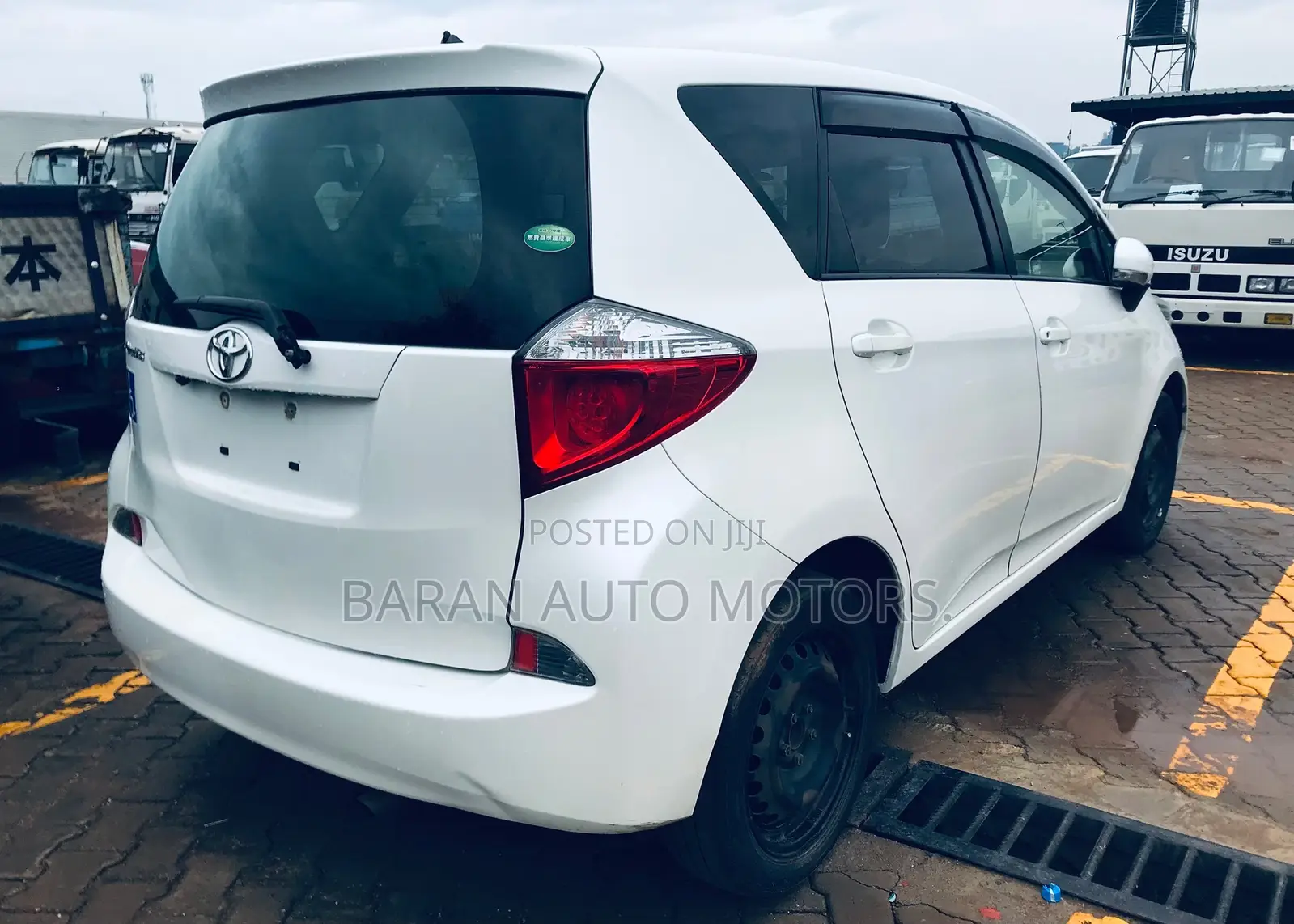 Toyota Ractis 1.5 AWD 2013 White