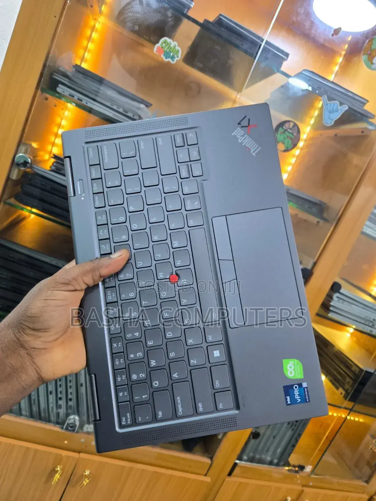 New Laptop Lenovo ThinkPad X1 Yoga 16GB Intel Core i7 SSHD+SSD 512GB