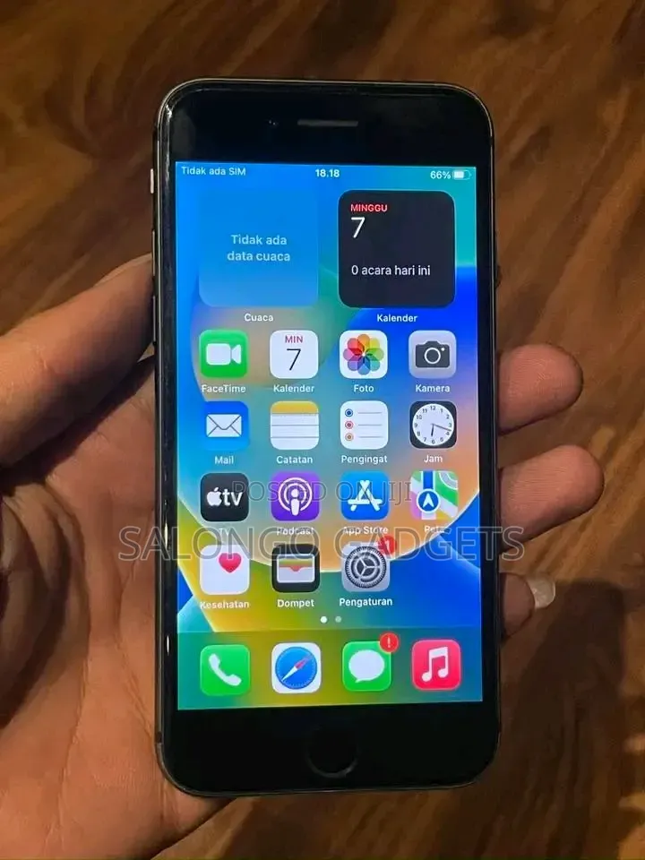 New Apple iPhone 8 64 GB Black