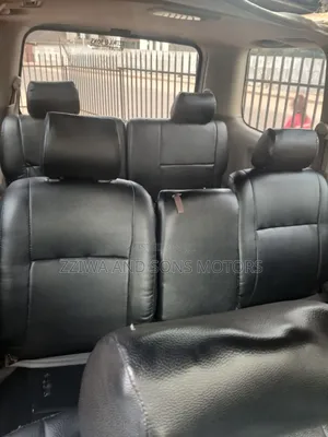 Toyota Noah 2002 Silver