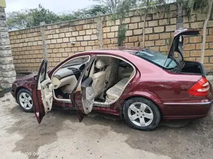 Mercedes-Benz E320 2002 Red