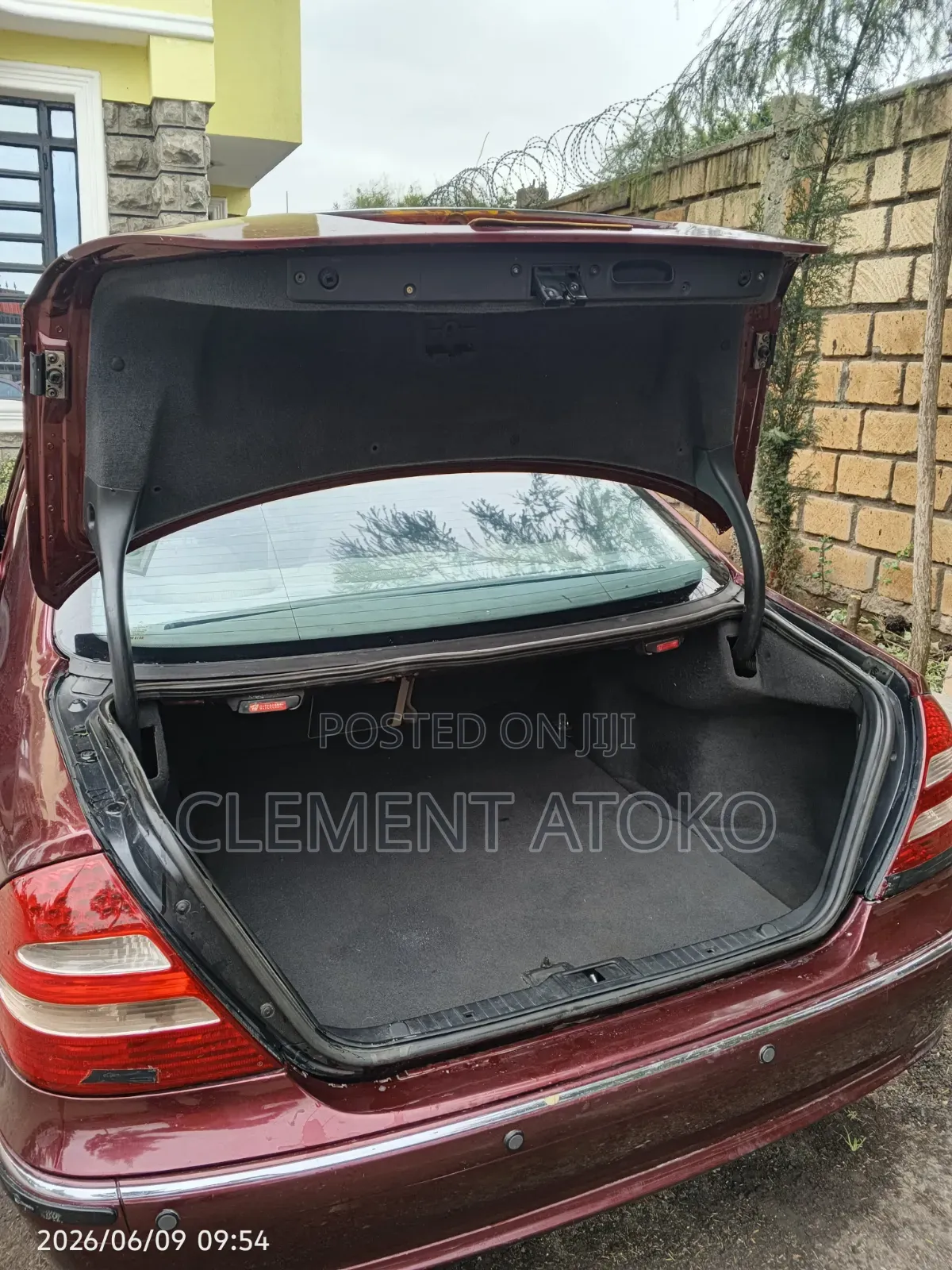 Mercedes-Benz E320 2002 Red