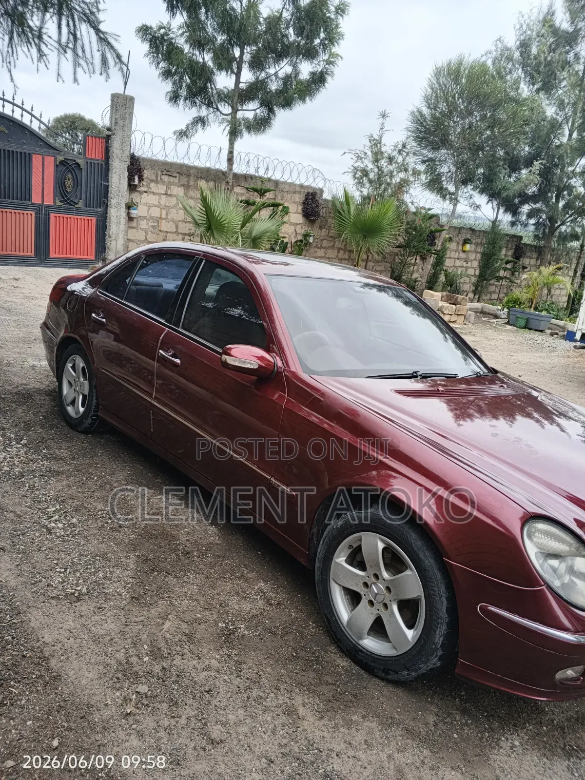 Mercedes-Benz E320 2002 Red