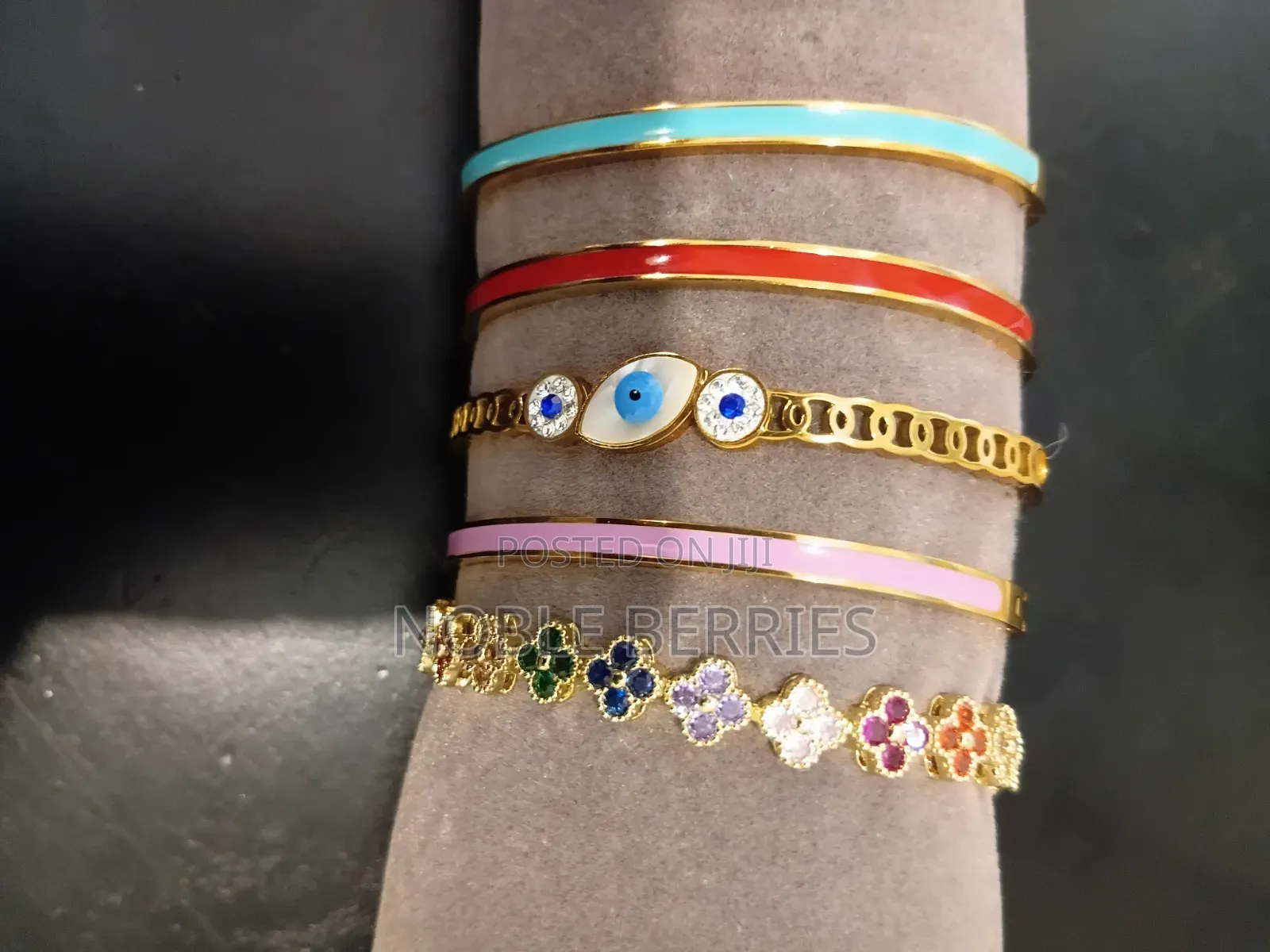 Women's Bracelets