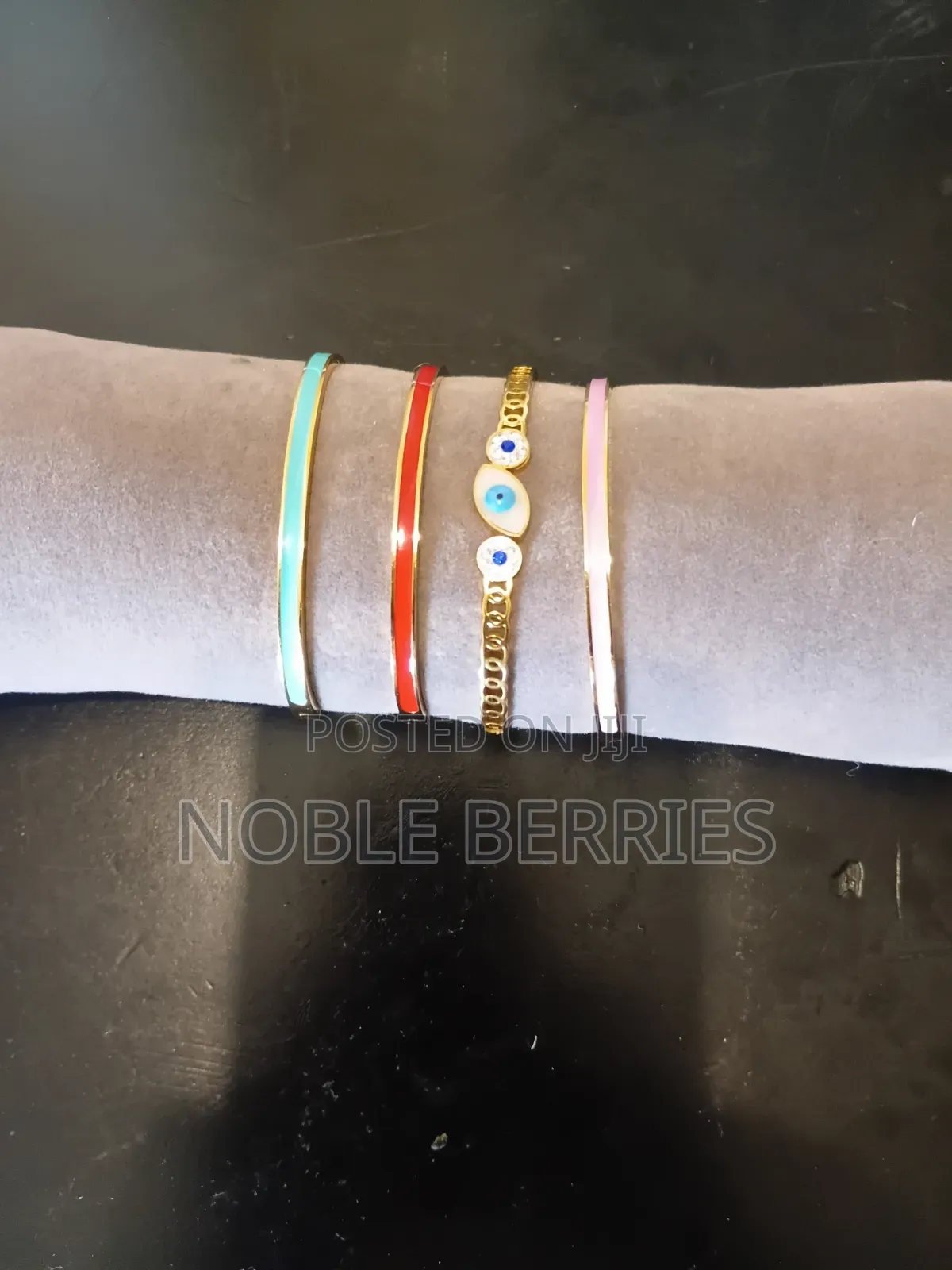 Women's Bracelets