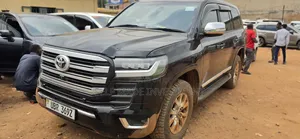 Toyota Land Cruiser 2011 Black
