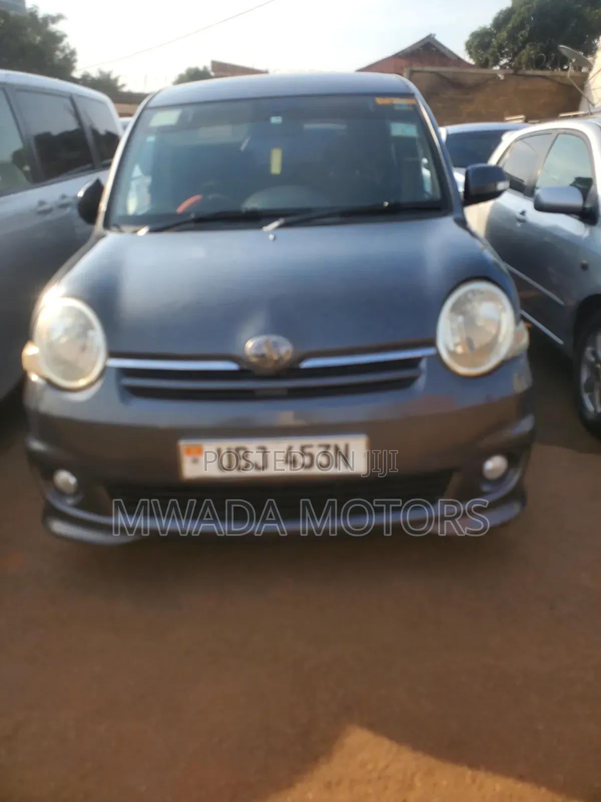Toyota Sienta 2008 Black