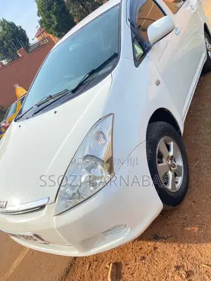 Toyota Wish 2005 White