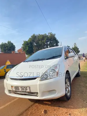 Toyota Wish 2005 White