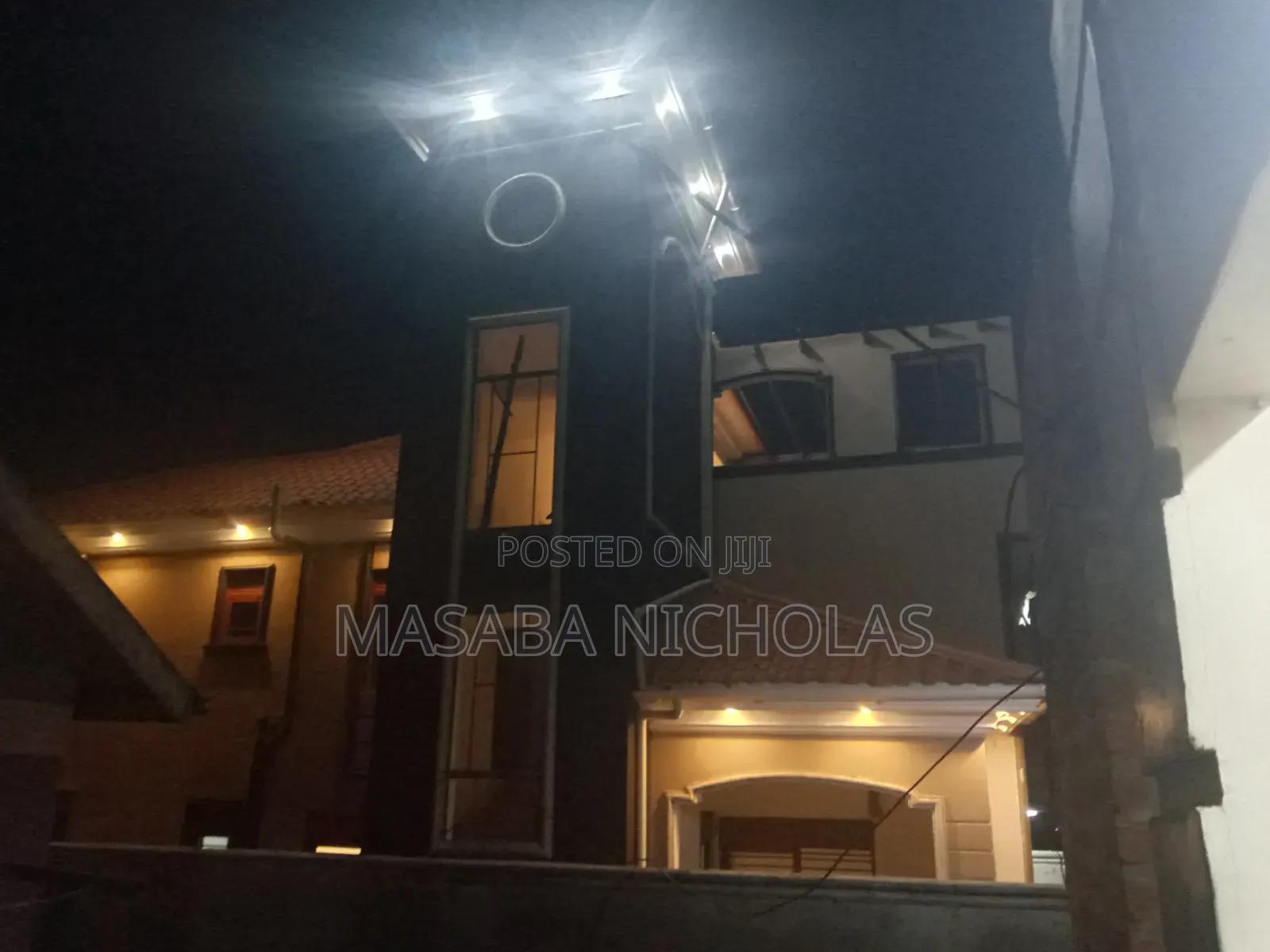 Furnished 4bdrm Mansion in Royal Estate, Kira for sale