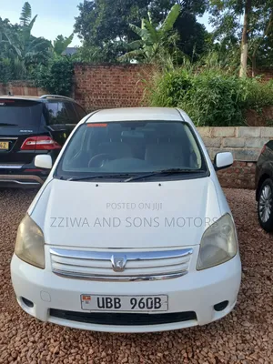 Toyota Raum 2008 White