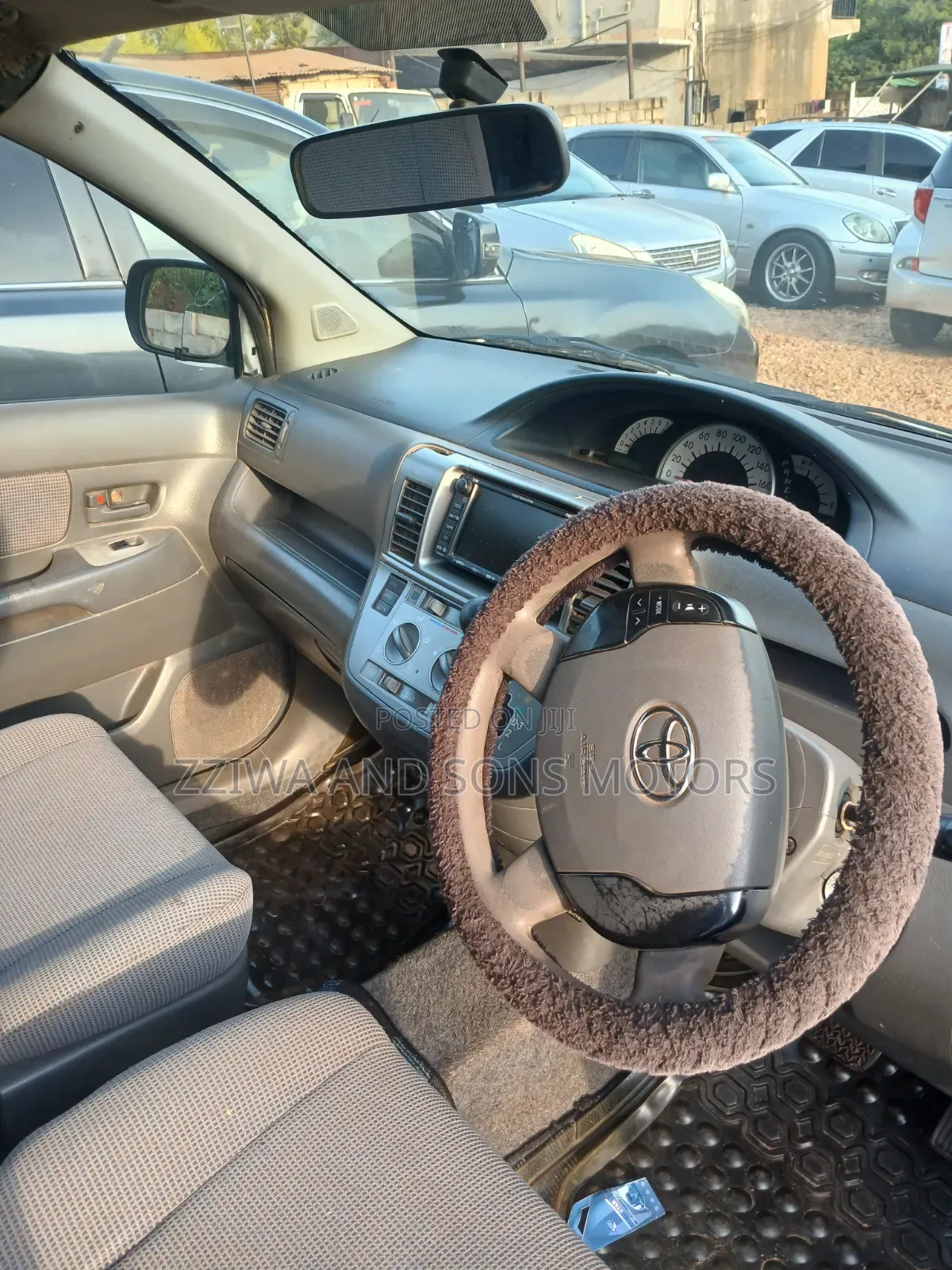 Toyota Raum 2008 White