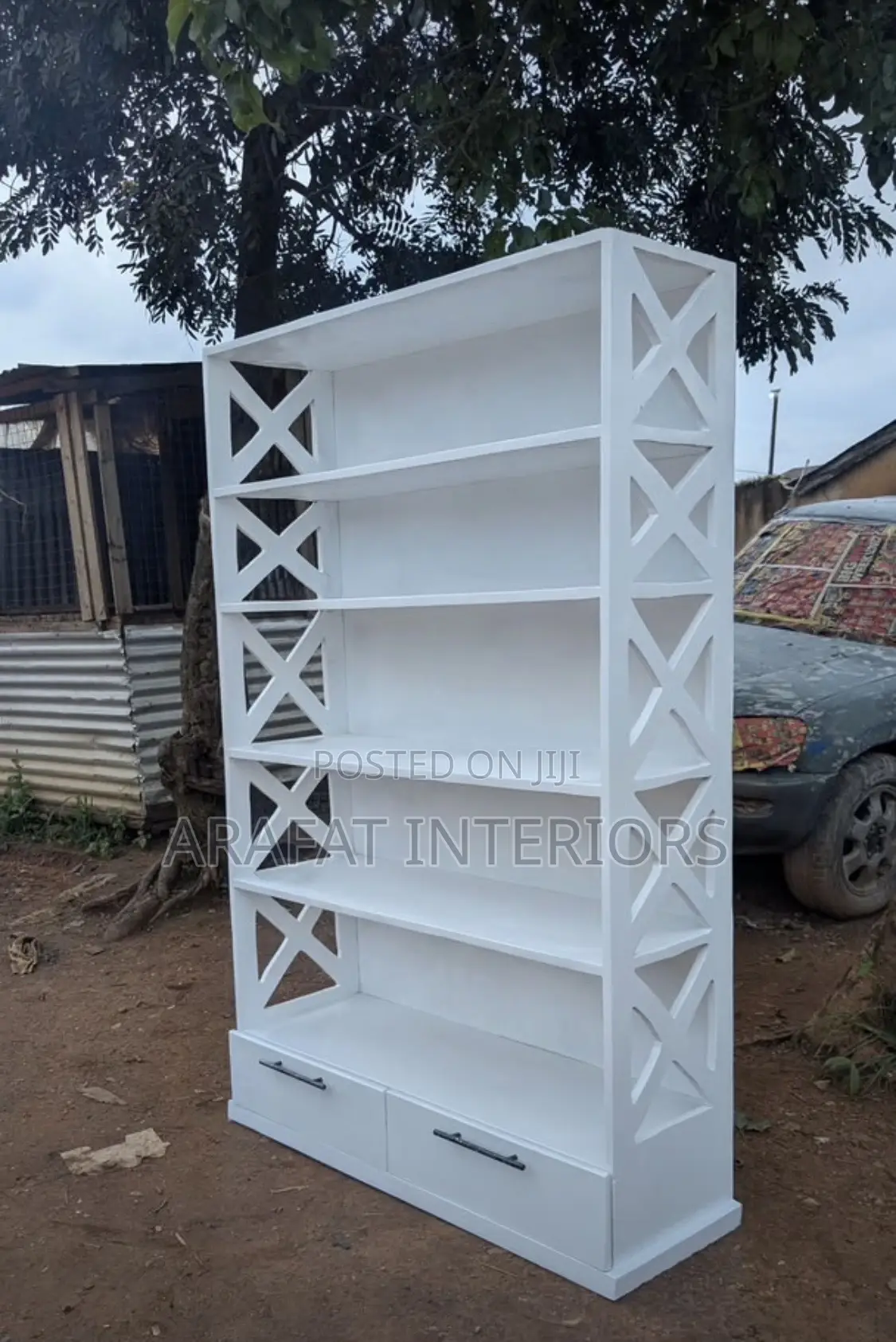 Tall White Bookshelf / Display Unit Beautiful Modern Design
