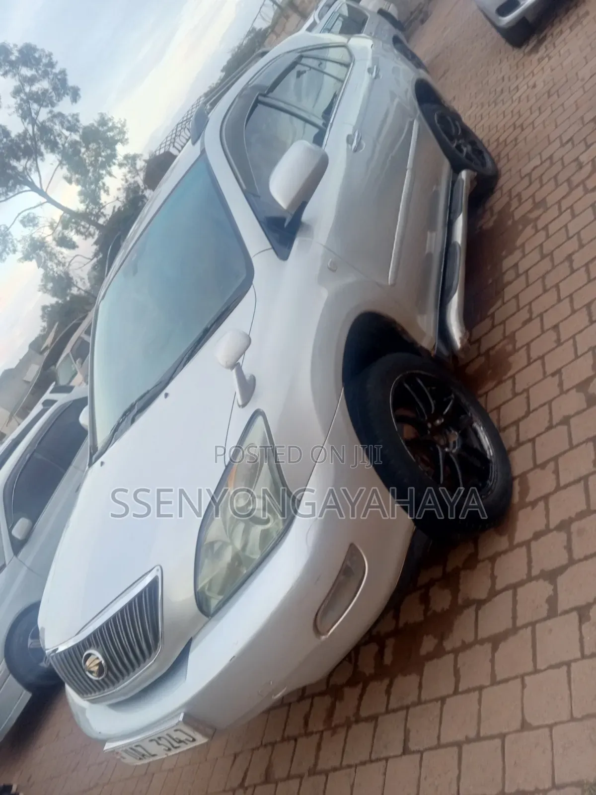 Toyota Harrier 2008 Silver