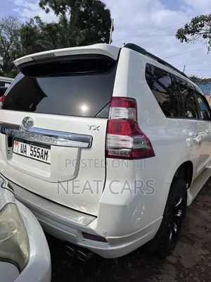 Toyota Land Cruiser Prado 2017 Pearl