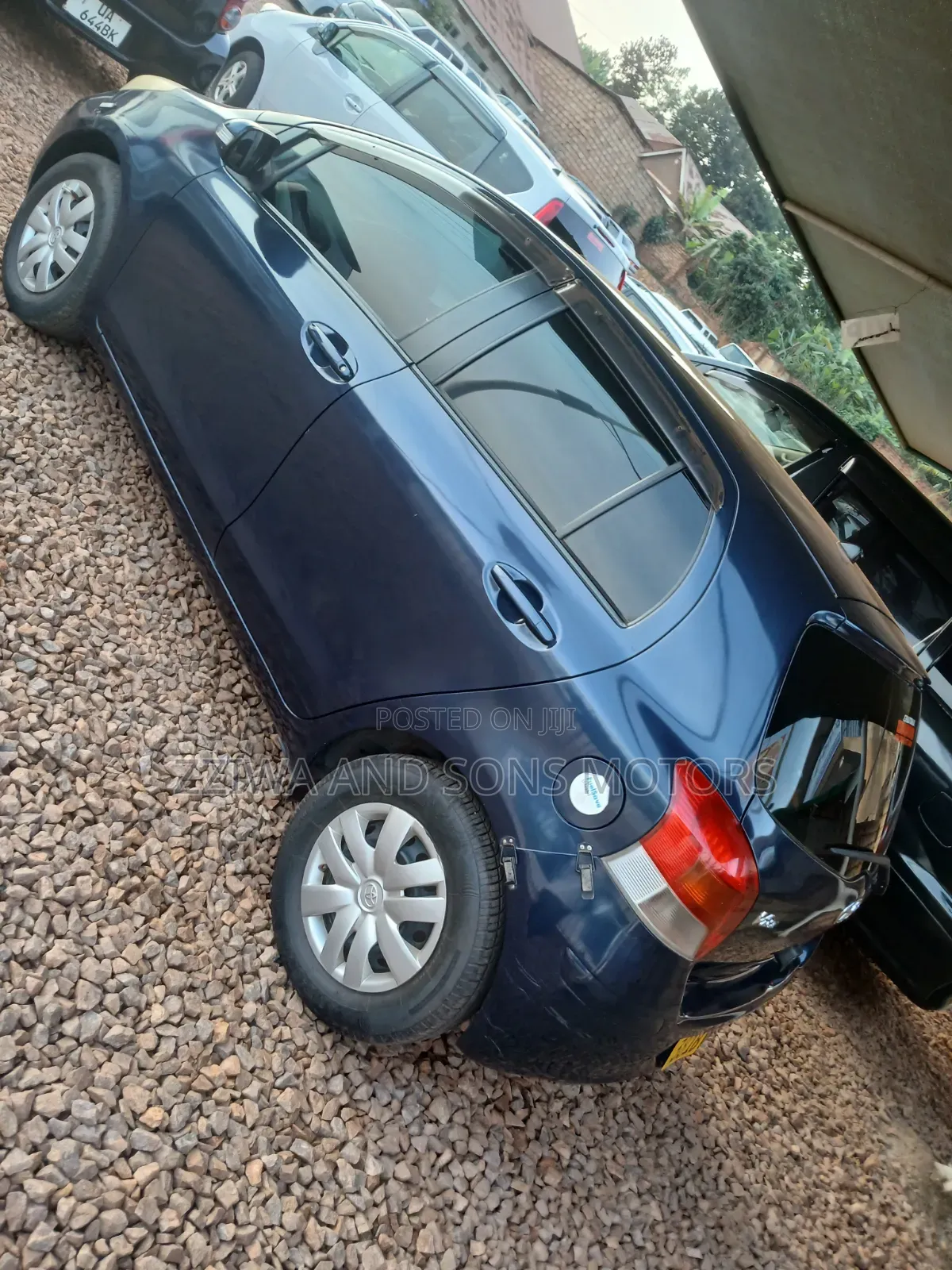 Toyota Vitz 2012 Blue